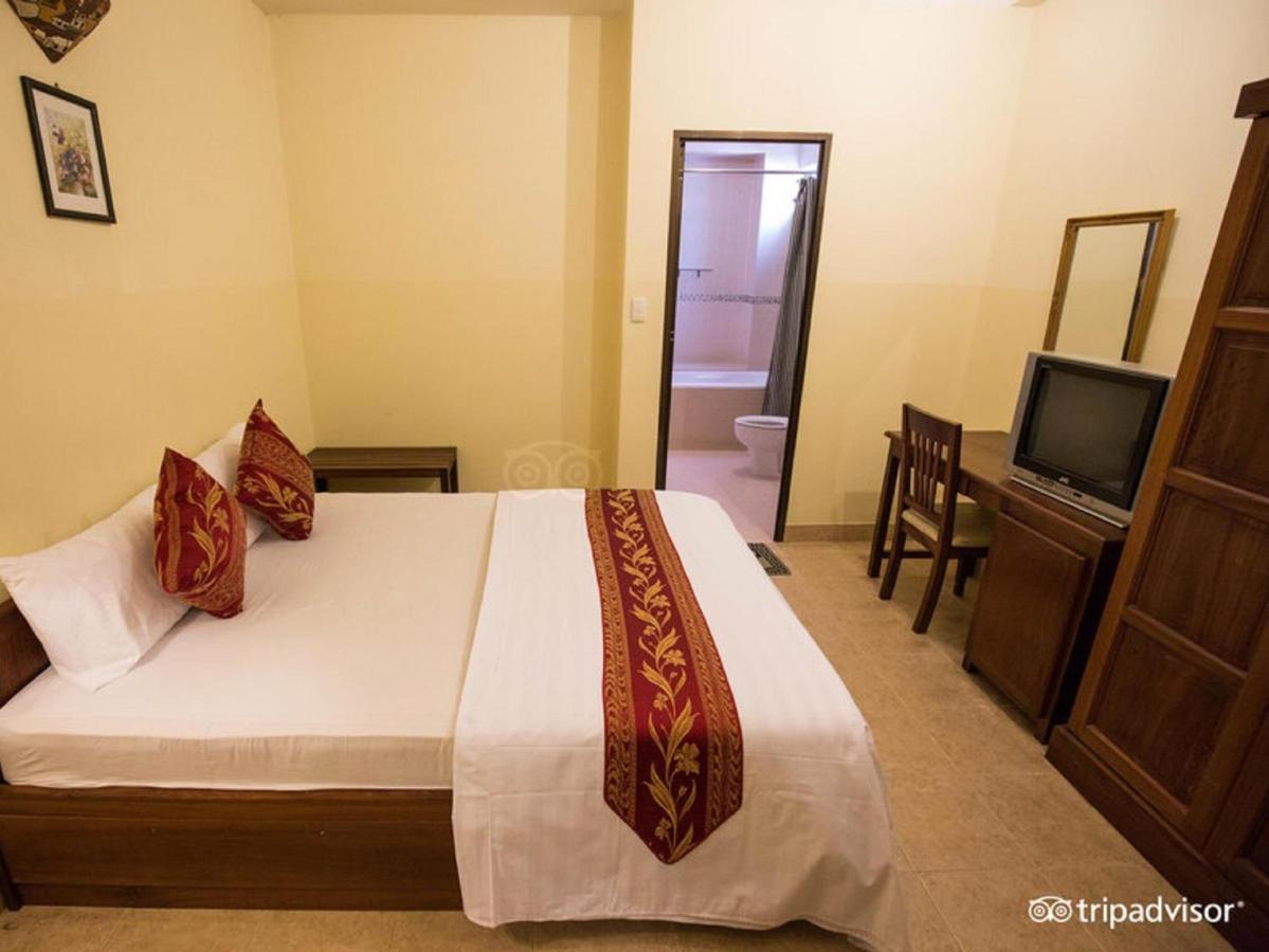 होटल Khach San Minh Chau - Hoa Hung 2*