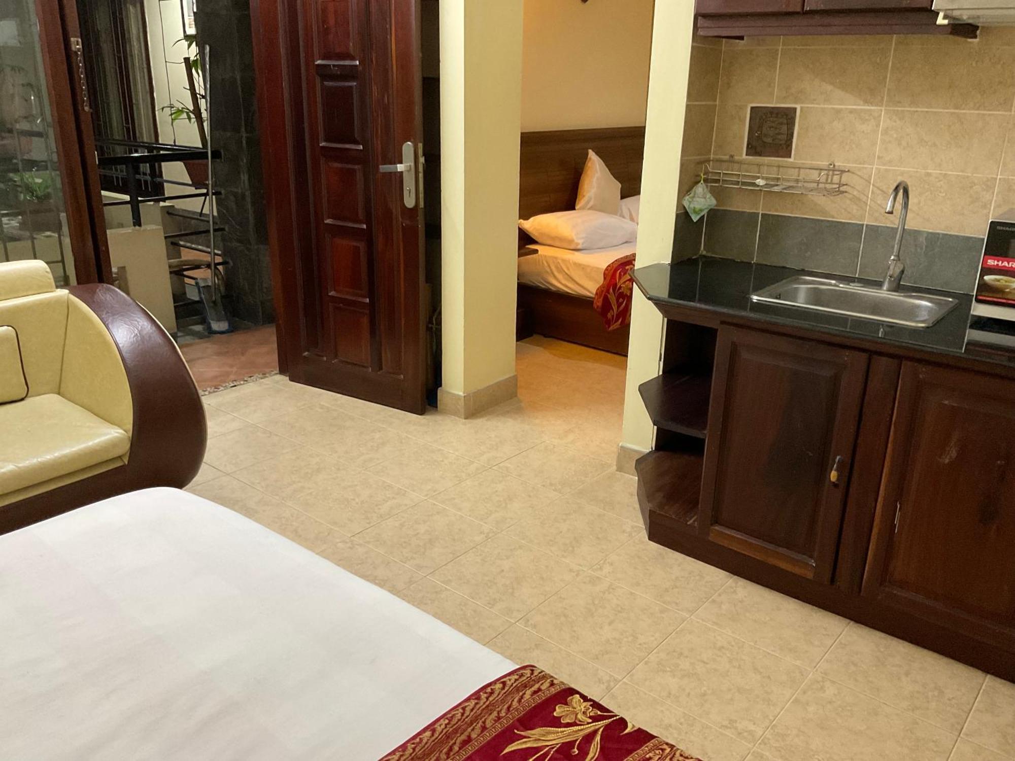 Khach San Minh Chau - Hoa Hung होटल Ho Chi Minh City