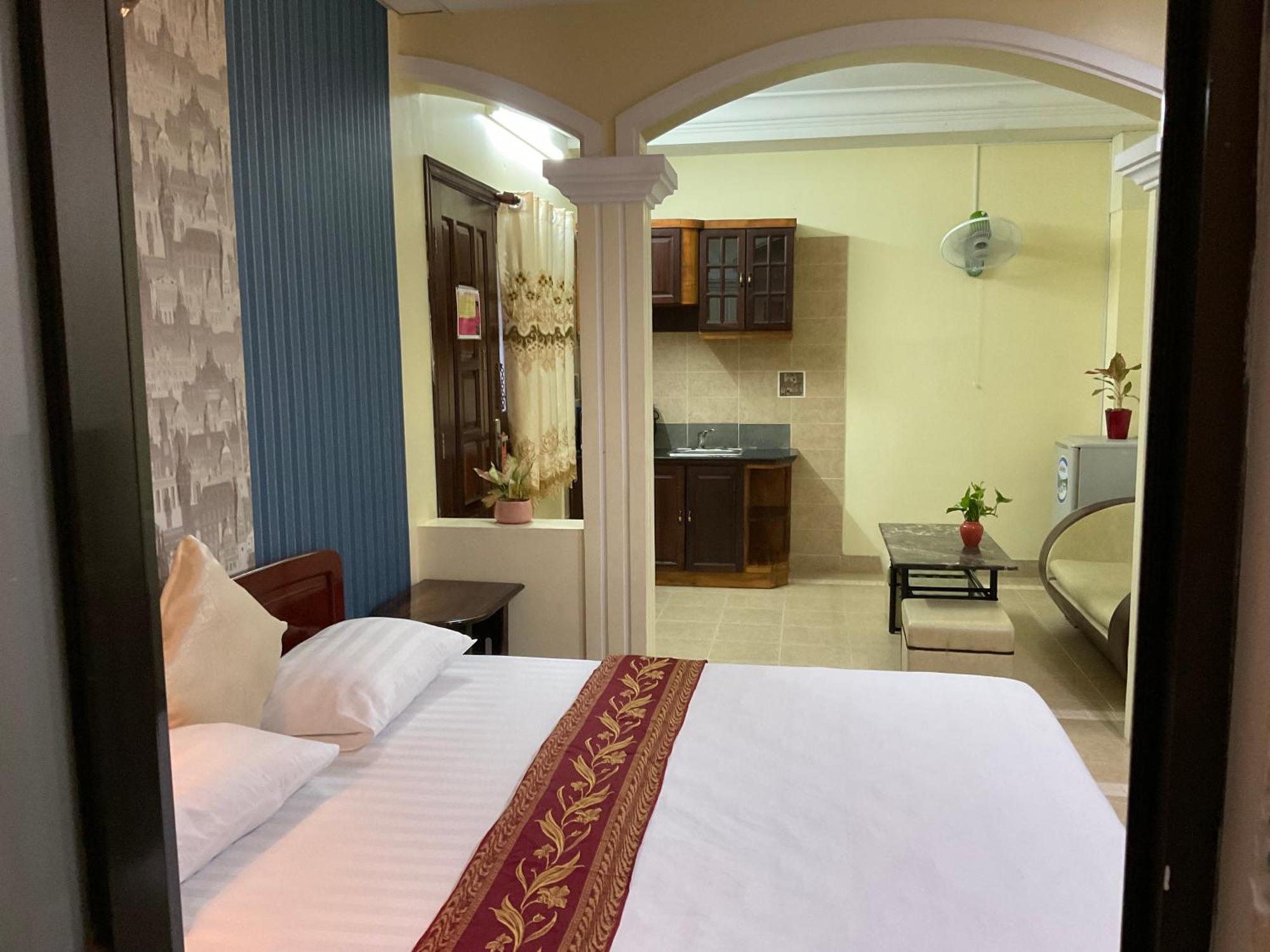 Khach San Minh Chau - Hoa Hung होटल Ho Chi Minh City