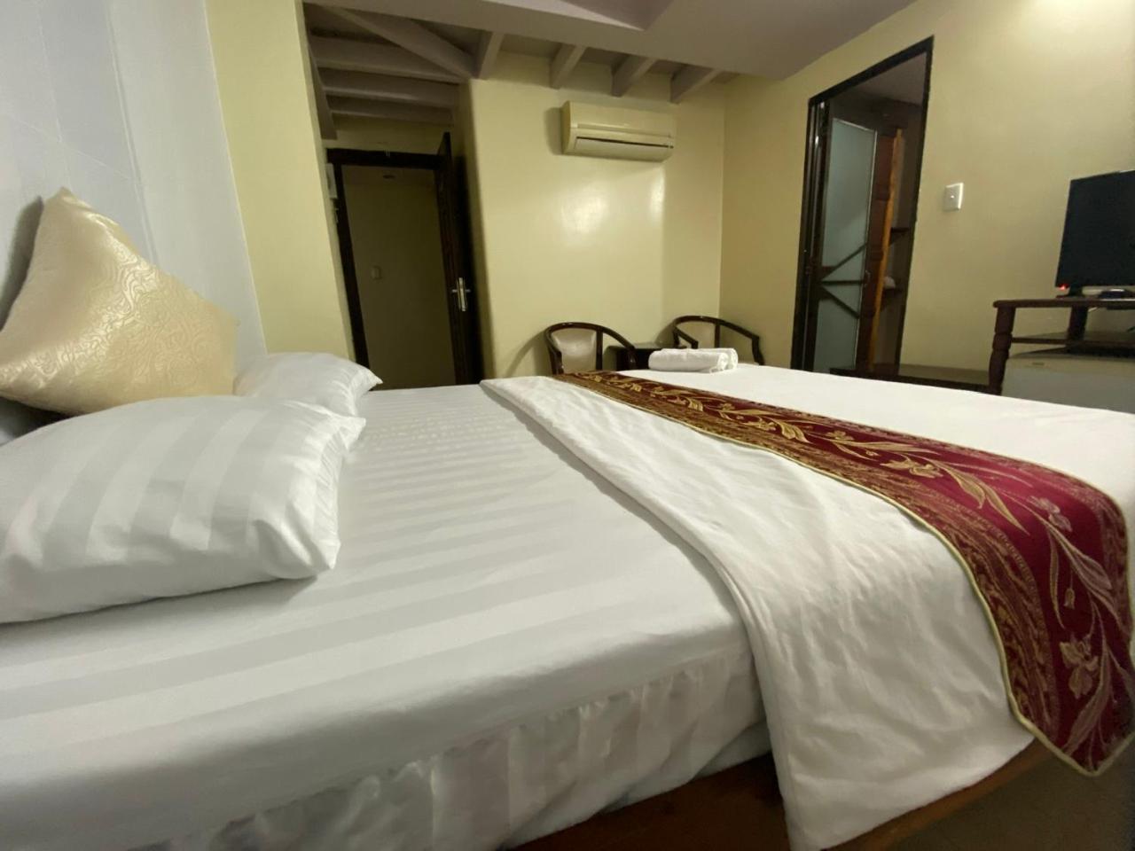 Khach San Minh Chau - Hoa Hung Ho Chi Minh City